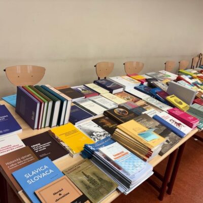 KSF FF UKF na svetovom kongrese slavistov v Paríži